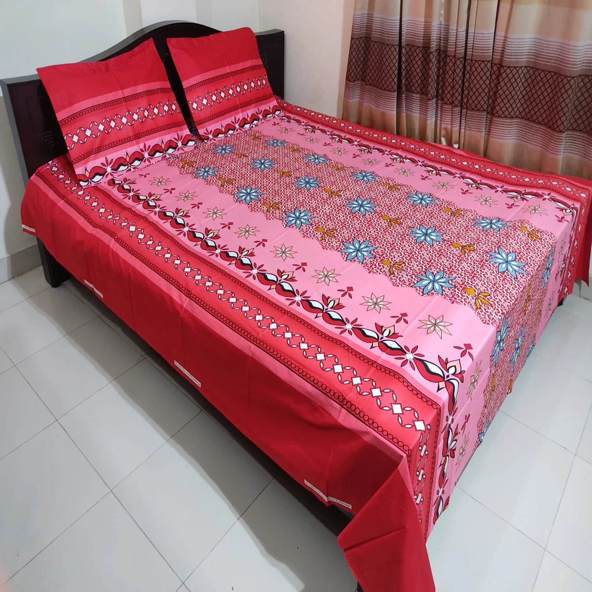 Double King Size Bedsheet Cotton Blend Fabric Multicolor Print with two Pillow Covers